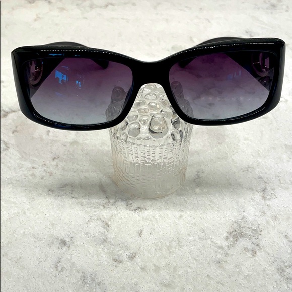 Christian Dior sunglasses - Picture 1 of 5